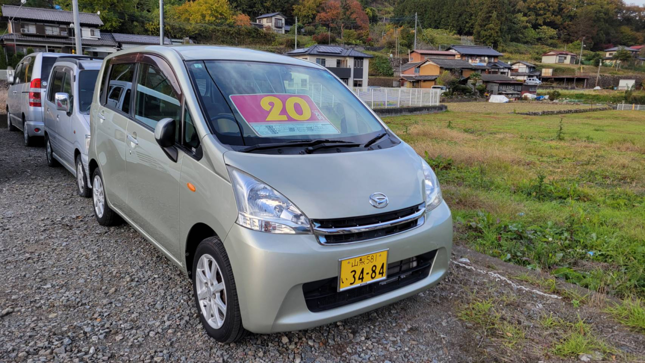 【中古車】　新車・中古車販売に詳細は載せております<br>ダイハツ　ムーヴ
