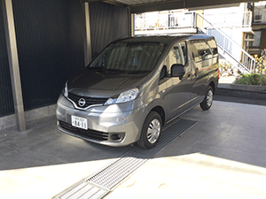  日産 NV200