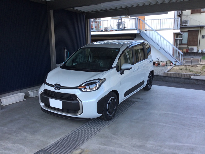 [935]　トヨタ　シエンタ